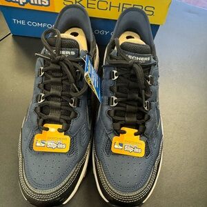 🛑Sold Skechers Black and Blue Athletic Shoes